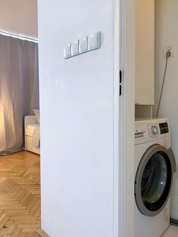 Halby Apartment Chlodna 15 Warschau Exterior foto