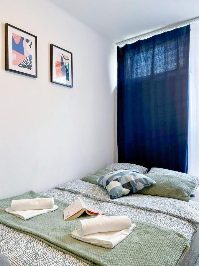 Halby Apartment Chlodna 15 Warschau Exterior foto